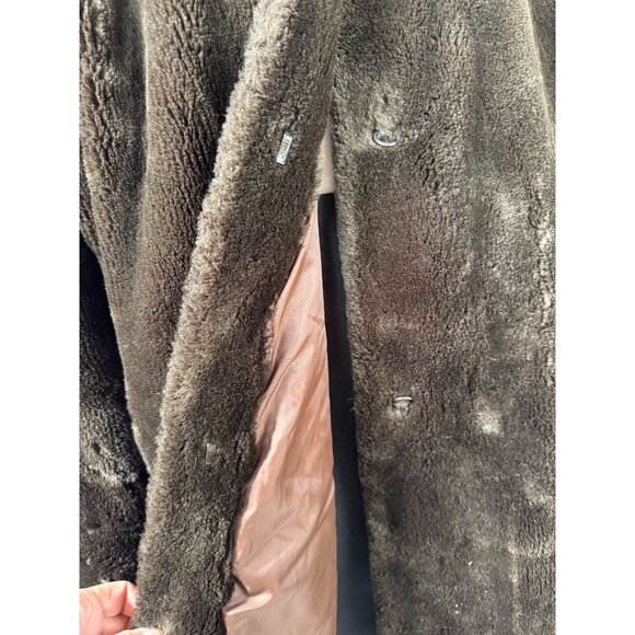 Vintage Faux Fur Brown Coat With Polyester Lining Folded Cuffs & Collar Size Lar - Picture 8 of 16